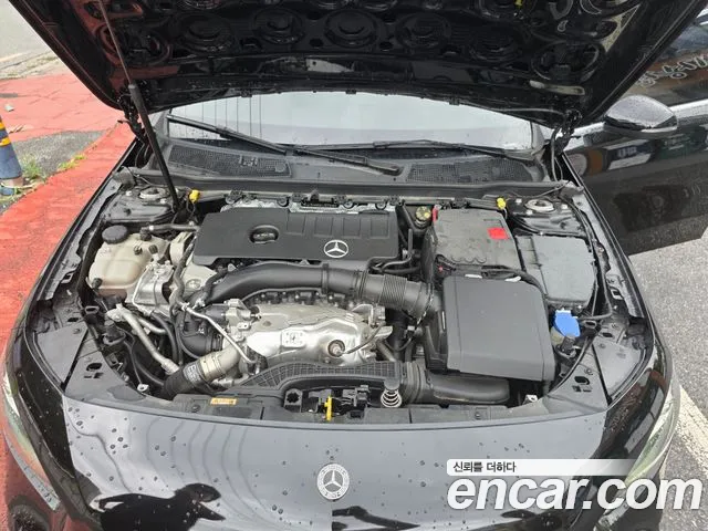 Mercedes-Benz A-Class W177 — Фото автомобиля 16
