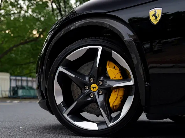 Ferrari Purosangue — Фото автомобиля 5