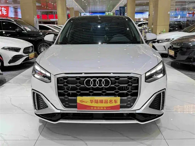 Audi Q2L — Фото автомобиля 2