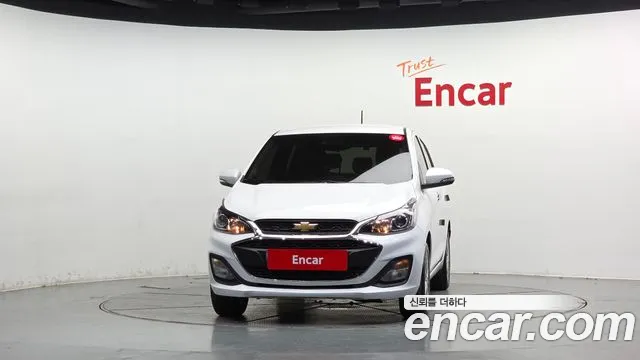 Chevrolet Spark — Фото автомобиля 3