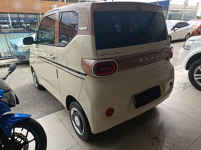 Wuling Hongguang Mini EV — Фото автомобиля 4