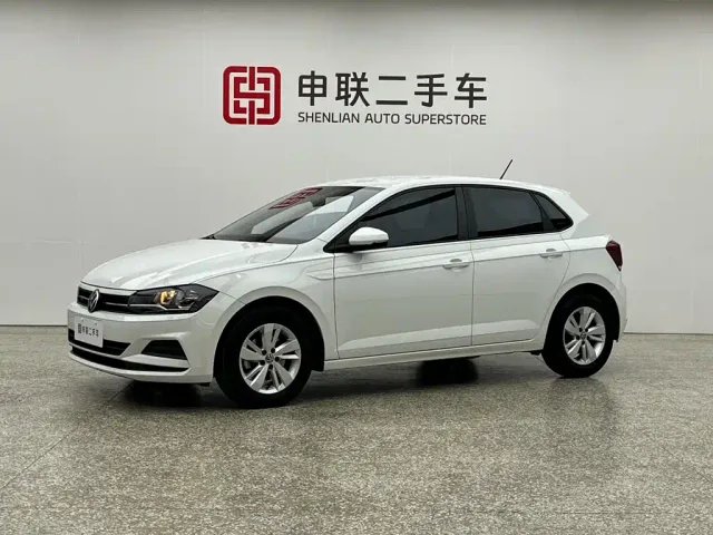 Фотография автомобиля — Volkswagen Polo