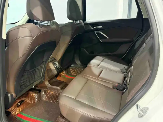 BMW X1 — Фото автомобиля 10