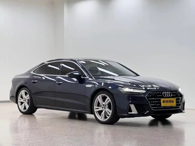 Audi Audi A7L 2022 45 TFSI S-line Future Dream Edition — Фото автомобиля 5