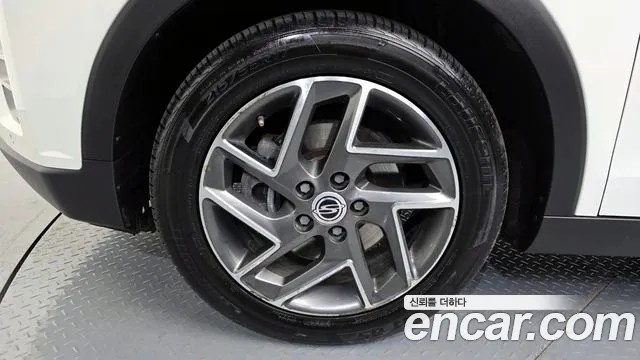 KG_Mobility_Ssangyong TIBOLI Very New Tivoli Бензин 1.5 2WD — Фото автомобиля 4