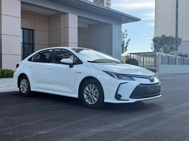 Toyota Corolla — Фото автомобиля 3