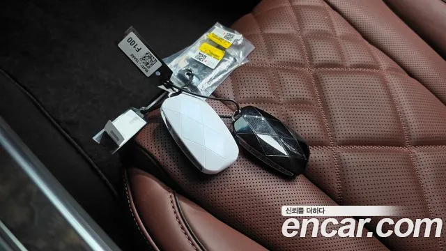 Genesis GV80 — Фото автомобиля 21