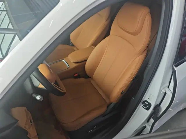 Geely Galaxy L7 — Фото автомобиля 14