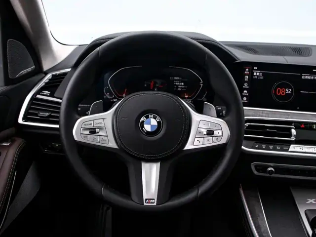 BMW X5 — Фото автомобиля 7