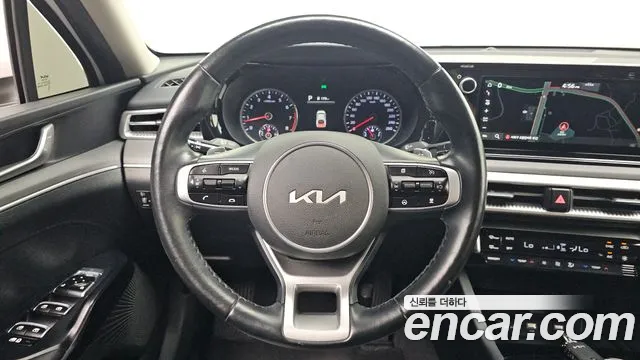 Kia K5 Generation 3 — Фото автомобиля 15