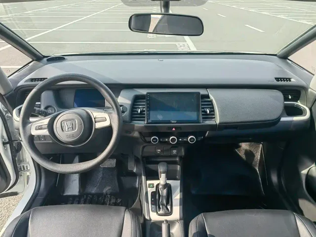 Honda Fit — Фото автомобиля 21