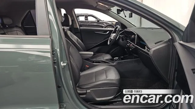 Kia Niro The All New — Фото автомобиля 17