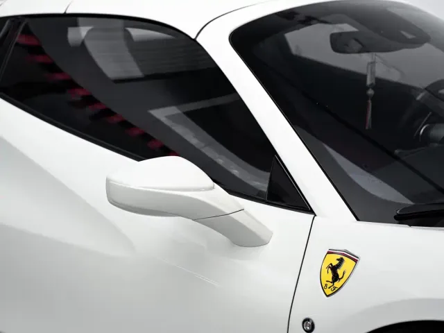 Ferrari F8 — Фото автомобиля 5