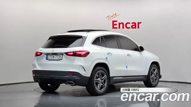 Mercedes-Benz GLA-Class H247 — Фото автомобиля 2