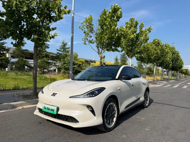 Фотография автомобиля — IM Motors LS6