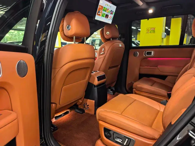 Li Auto L9 — Фото автомобиля 5