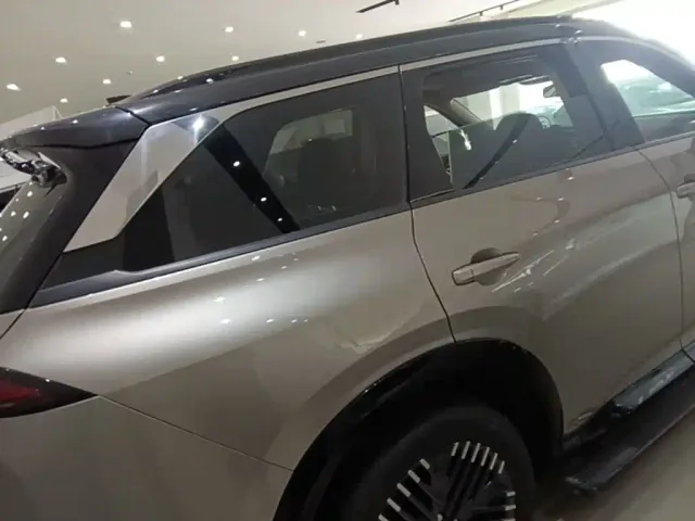 Nissan Terra — Фото автомобиля 6