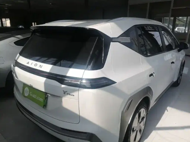 GAC Aion Y — Фото автомобиля 6