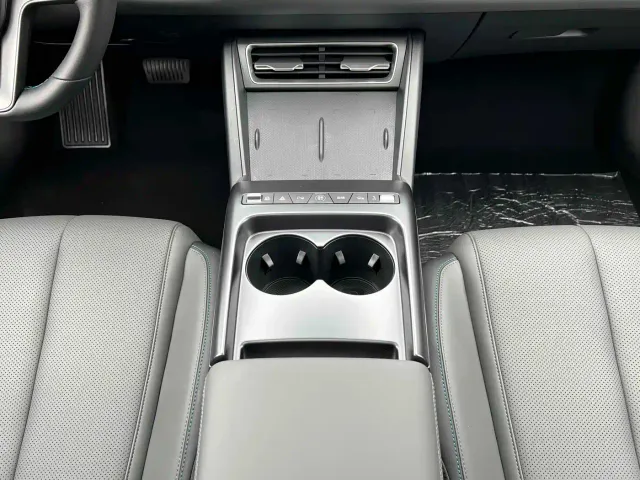 BYD Qin L — Фото автомобиля 12
