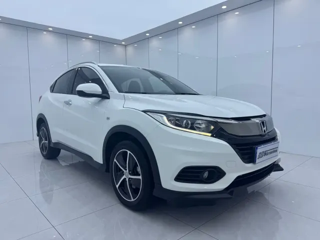 Honda Vezel — Фото автомобиля 3