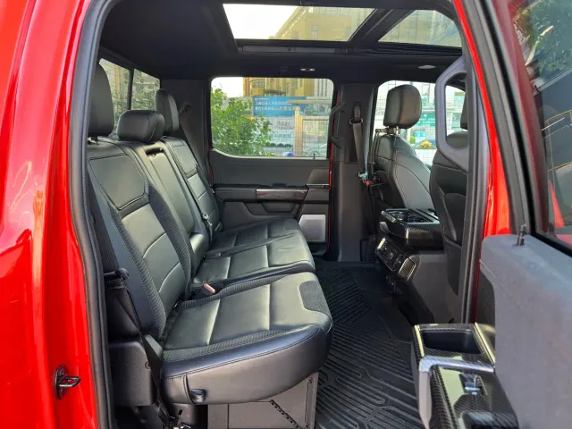 Ford F-150 Raptor — Фото автомобиля 17