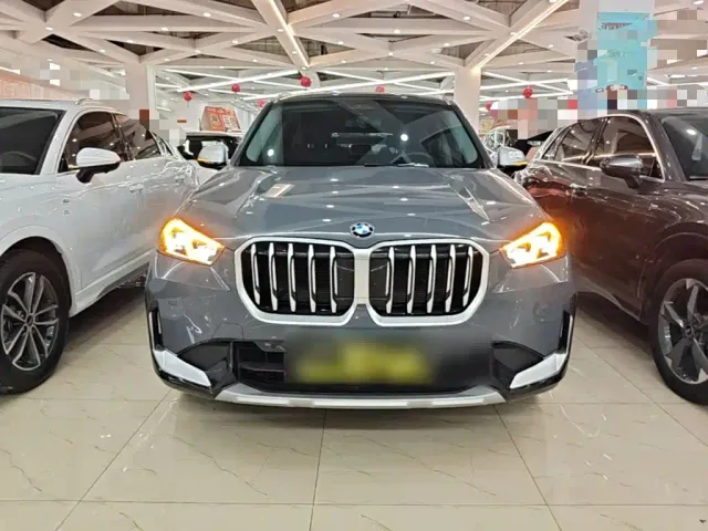 BMW X1 — Фото автомобиля 2