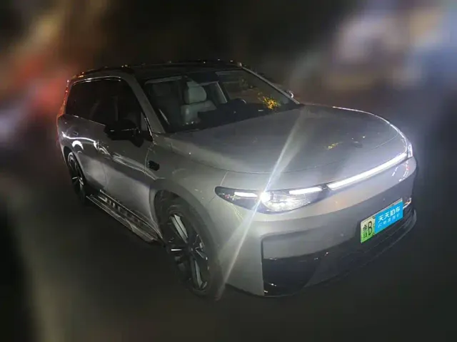 Leapmotor C16 — Фото автомобиля 3
