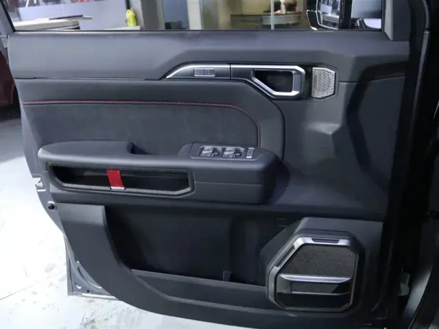 Jetour T2 — Фото автомобиля 10