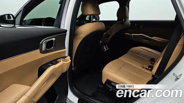 Kia Sorento Sorento 4-е поколение Бензин 2.5T 2WD — Фото автомобиля 10