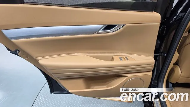 Genesis G80 RG3 — Фото автомобиля 14