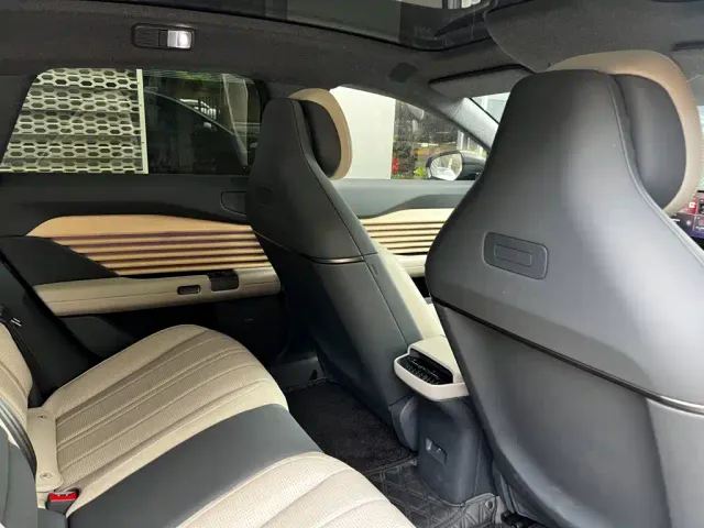 Audi E5 Sportback — Фото автомобиля 28