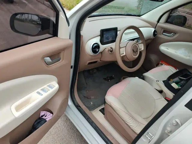 Wuling Hongguang Mini EV — Фото автомобиля 12