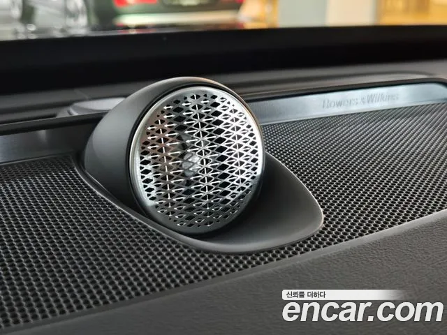 Volvo XC90 Generation 2 — Фото автомобиля 16