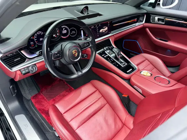 Porsche Panamera — Фото автомобиля 14