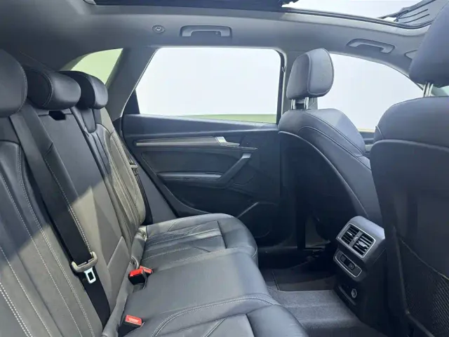 Audi Q5L — Фото автомобиля 8