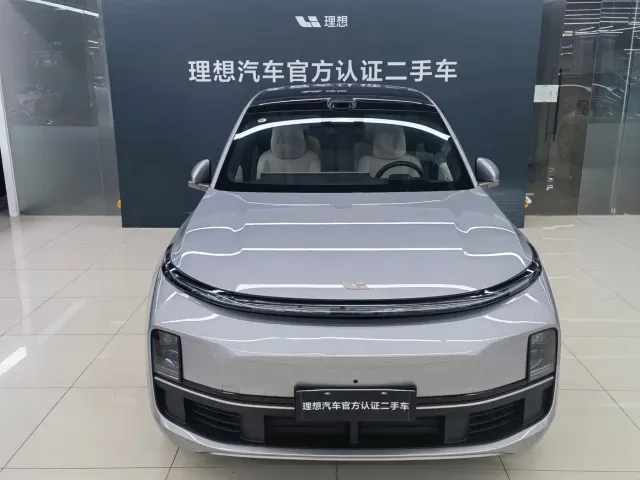 Li Auto L9 — Фото автомобиля 3