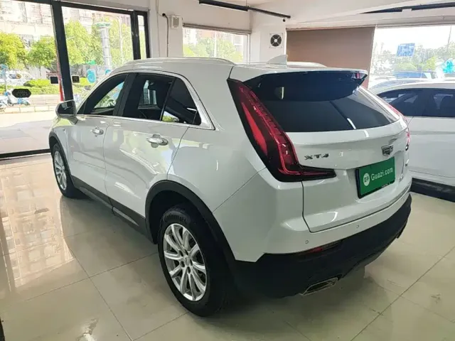 Cadillac XT4 — Фото автомобиля 4