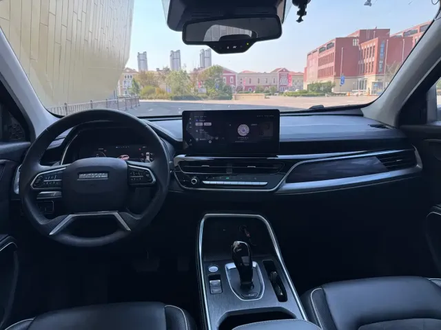 Haval H6 — Фото автомобиля 9
