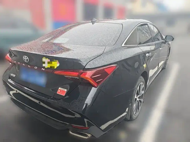 Toyota Avalon — Фото автомобиля 4
