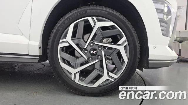 Hyundai Kona Kona (SX2) Бензин 1.6 турбо 2WD — Фото автомобиля 19