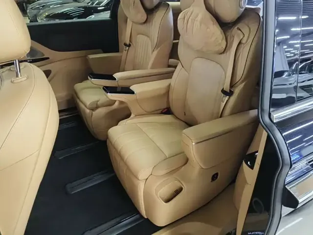 Voyah Auto Voyah Dreamer 2025 PHEV AWD Flagship Kunpeng Edition — Фото автомобиля 16