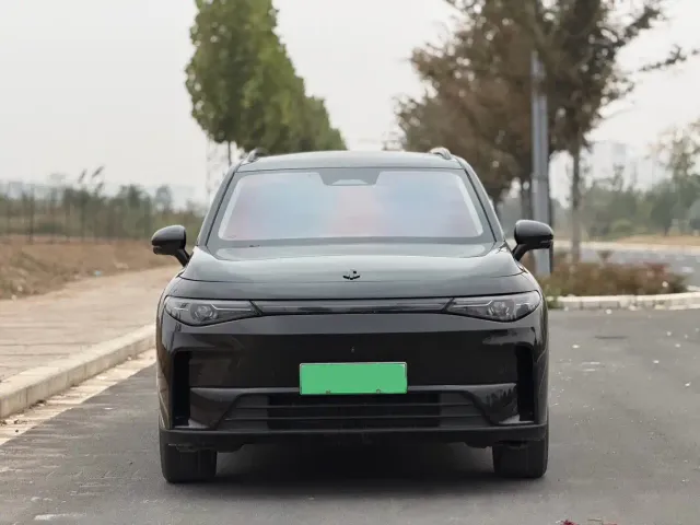 Leapmotor C16 — Фото автомобиля 2