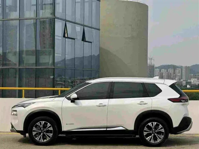 Nissan X-Trail — Фото автомобиля 15