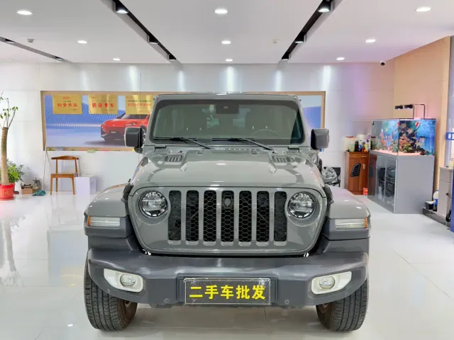 Jeep Wrangler 4xe — Фото автомобиля 2