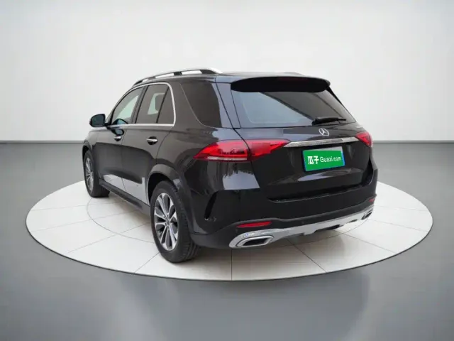 Mercedes-Benz GLE-Class — Фото автомобиля 4