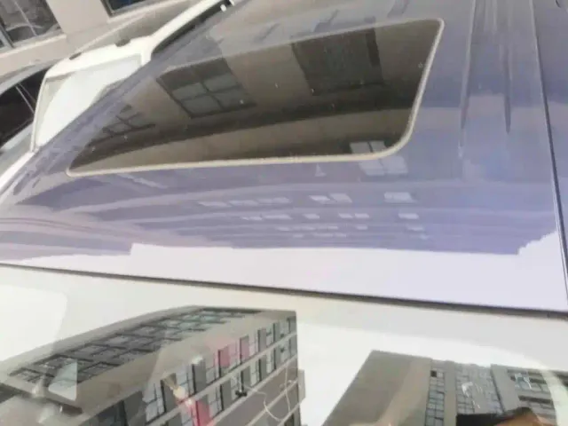 Roewe iMAX8 — Фото автомобиля 6