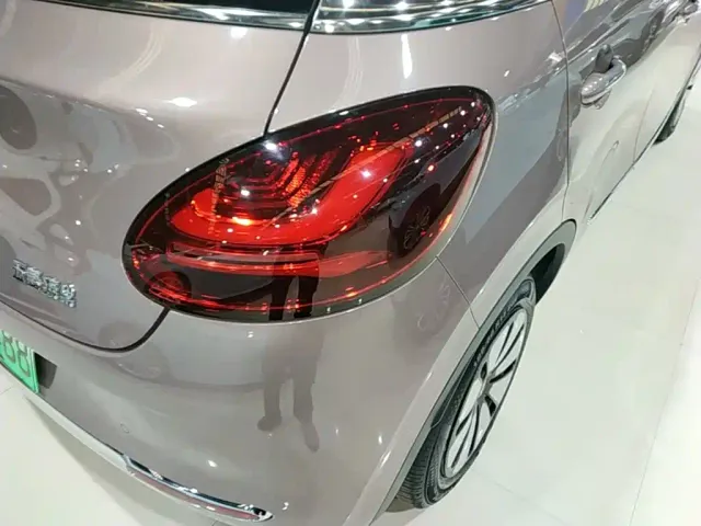 Wuling Bingo — Фото автомобиля 7
