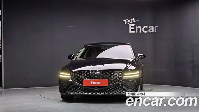 Genesis G80 Бензин 3.5 турбо AWD — Фото автомобиля 3