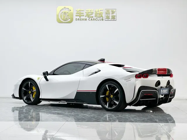 Ferrari SF90 — Фото автомобиля 6