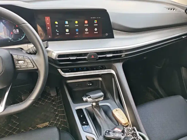 Changan CS35 Plus — Фото автомобиля 12
